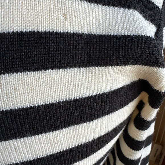 Dana Buchman Vintage Wool Striped V Neck Collared Sweater, M - Picture 14 of 16